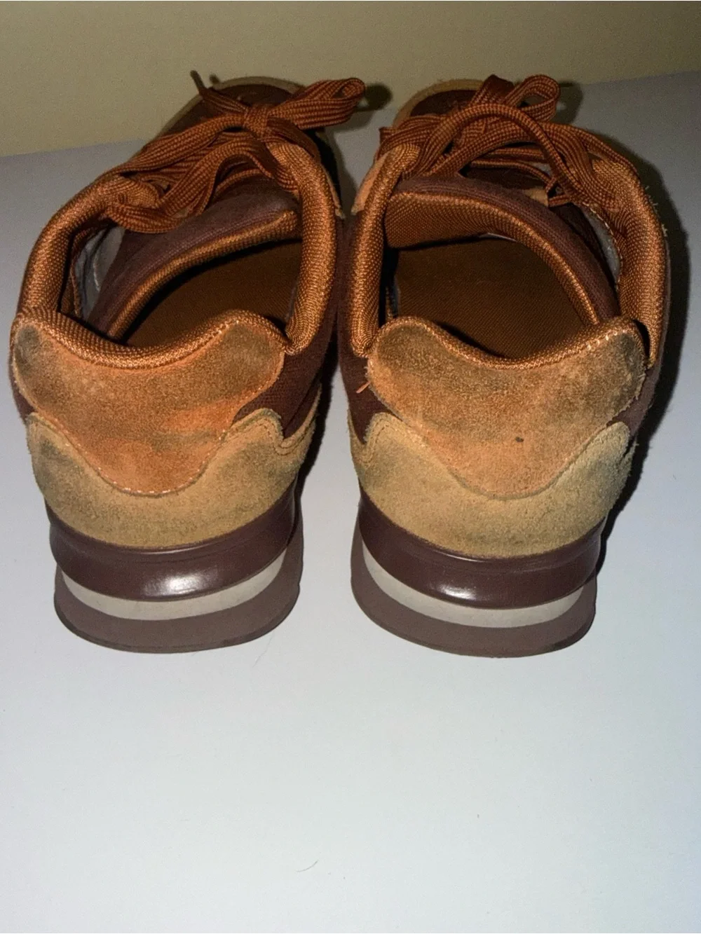 Pur Brown & Tan Sneakers with Embroidered Camel Motif